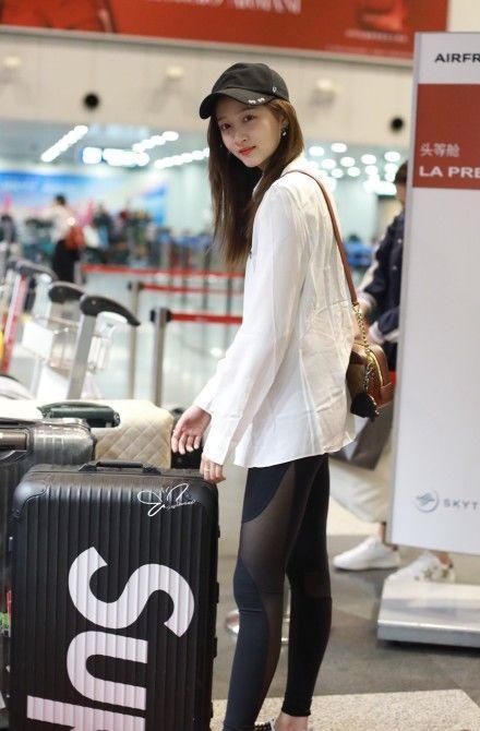 关晓彤戛纳外媒照流出,网友纷纷感叹年轻真好