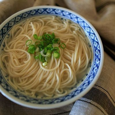 鸡骨高汤、鸡汤面