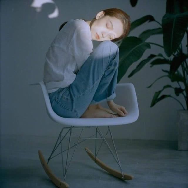 悲伤的句子:心累了,疲惫了,有些藏在心里的话以