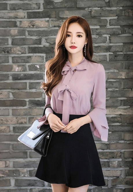 婷集优品：曾经填满青春岁月的甜蜜，爱的那么真，如今伤的那么深