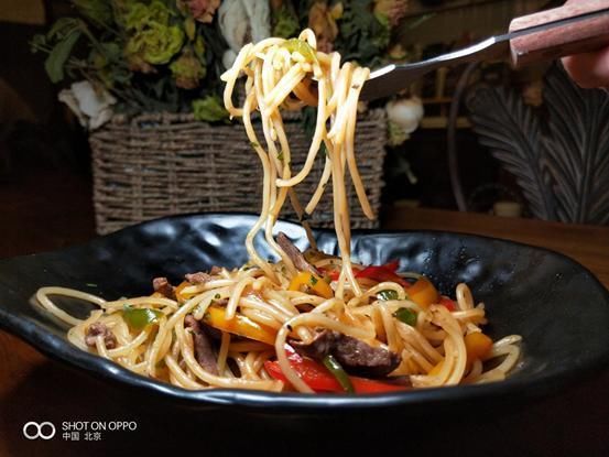 OPPO R15的AI智能拍照,让你感受大师的摄影风采