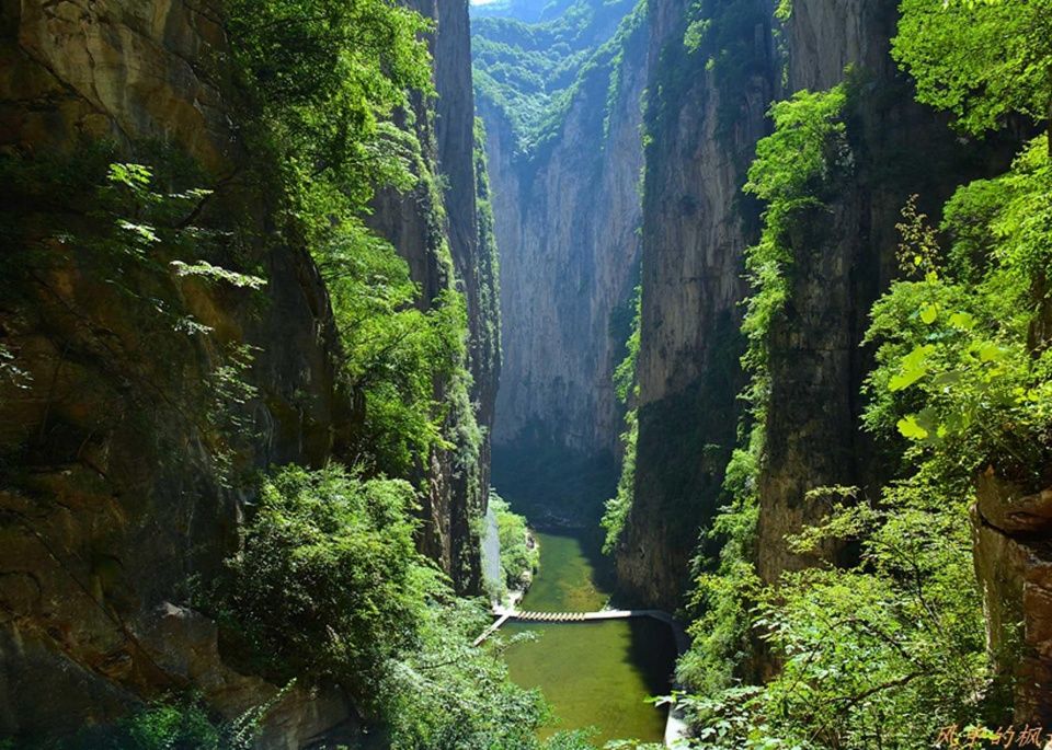 坐城际免费公交 五一到平顺通天峡看美景