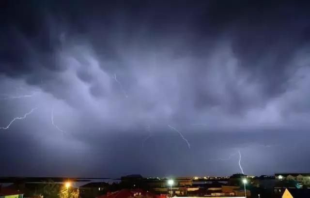 气象预警：未来24小时河北大范围雷雨至，预计唐山夜间开始降雨！