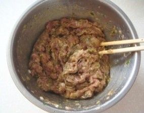 猪肉芹菜茄子水饺