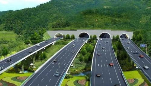 中国最大方高速公路:年收入30亿即将全年免