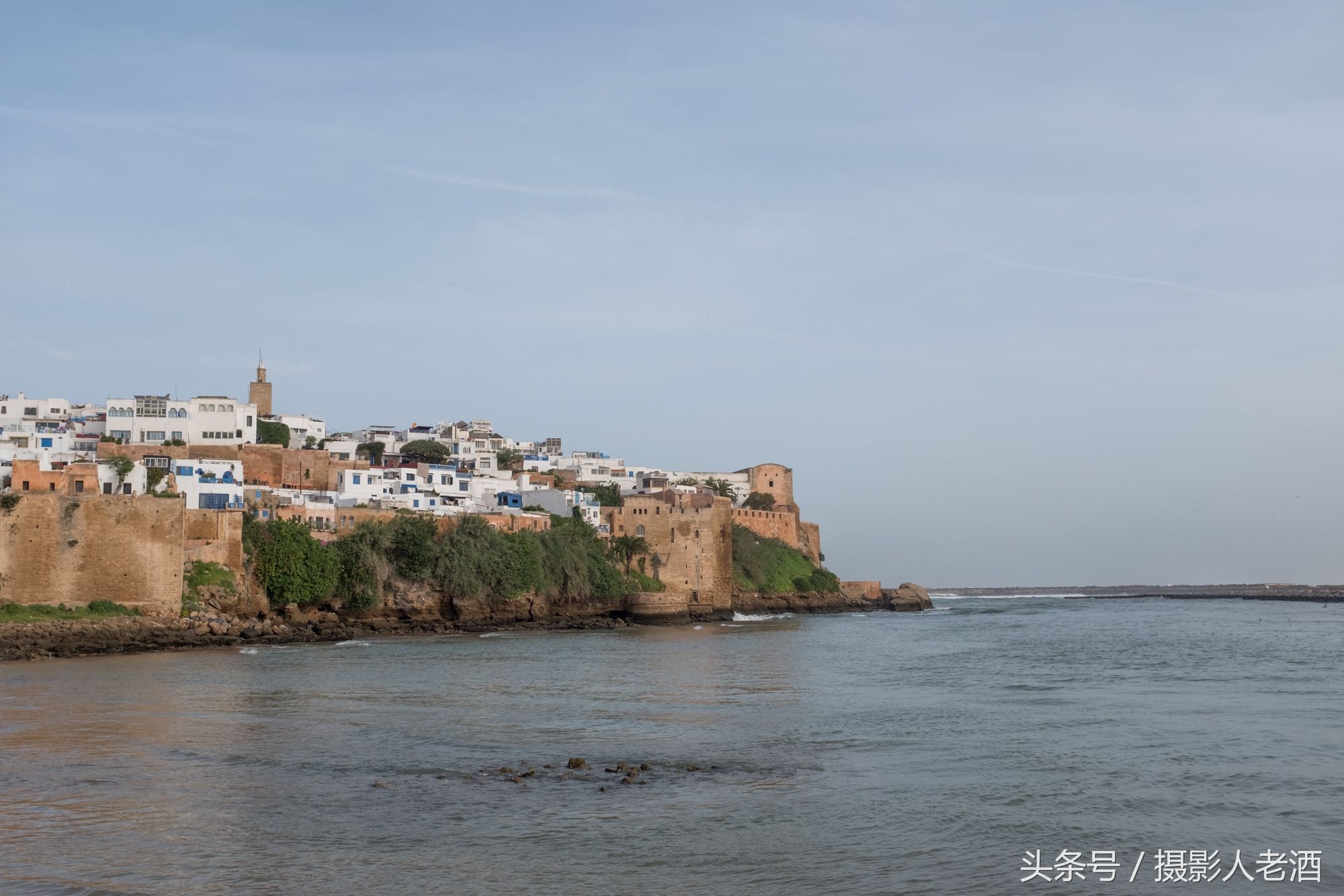 摩洛哥首都拉巴特古城实拍,建在大西洋边上的