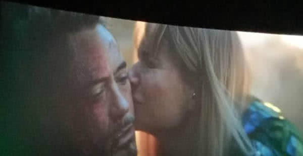 漫威英雄穿越过去,雷神很搞笑,美队很霸气,而他