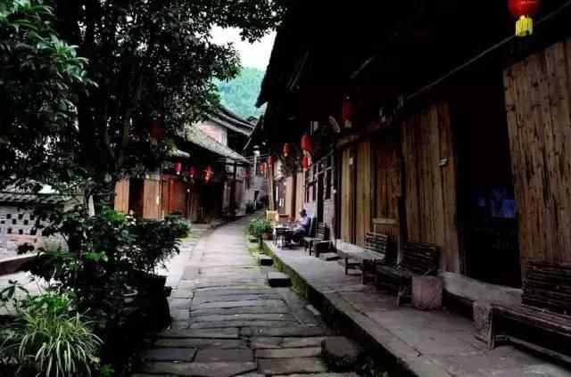 看瀑布不必去看黄果树，还有这些性价比超高的景点不被人知道