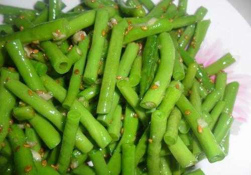 长豆角人人爱吃,营养丰富,常吃好处多,但有3种