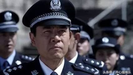 他们都演过公安局长,张嘉译饰演林荫,丁海峰饰