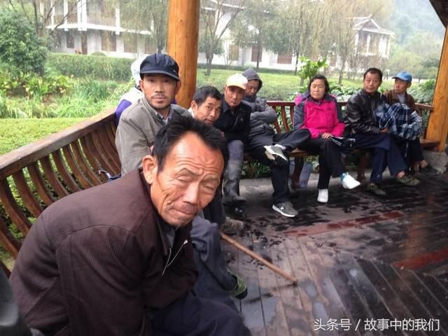 母亲病重，儿子四处借钱，十家只有一家愿意借，没借的人全傻了眼