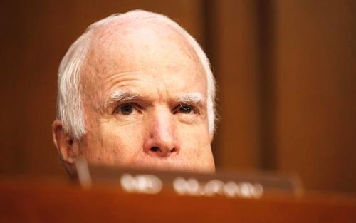 美国资深参议员麦凯恩去世,一组照片回顾其经