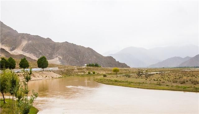 西藏雅鲁藏布江游玩攻略