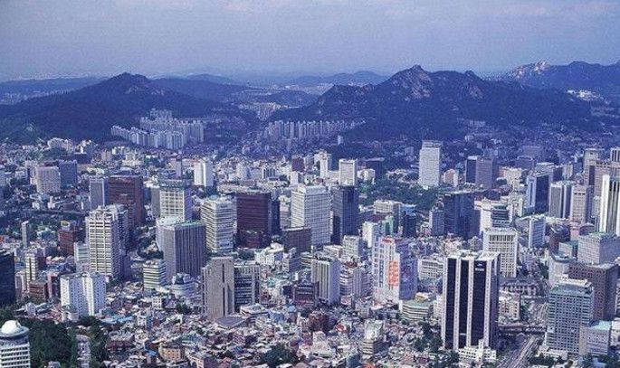 亚洲四小龙现状:香港新加坡富裕,而其中一个却