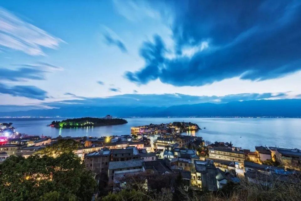 中老年人经常旅行的4大好处，最适合爸妈去旅行的10大目的地