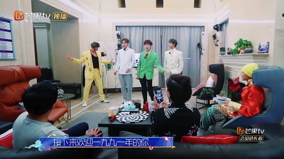 杜海涛自曝与沈梦辰的婚期,少年为蔡国庆重现