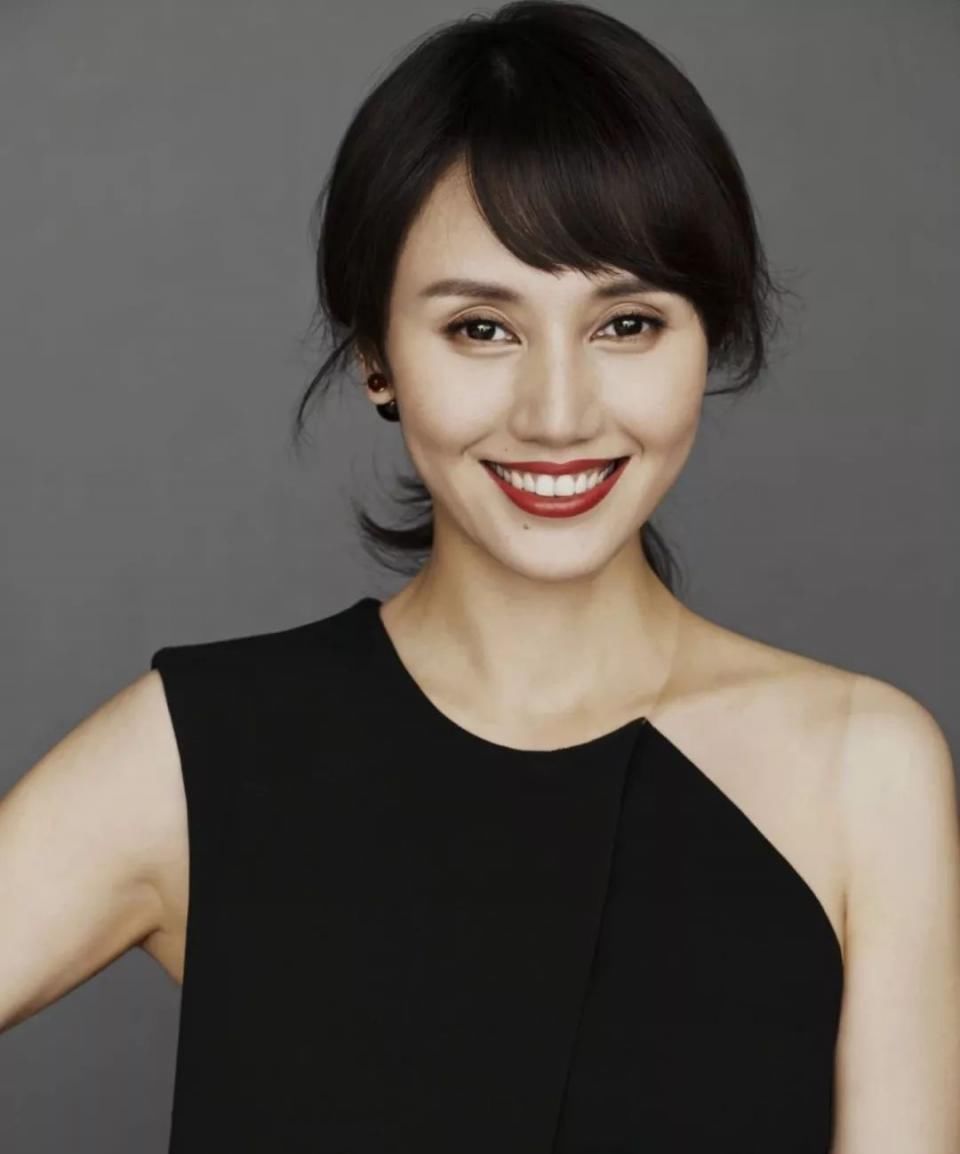 袁泉对话董卿:钱砸出来的不叫高贵，灵魂上的贵，才是真正的贵_【快资讯】