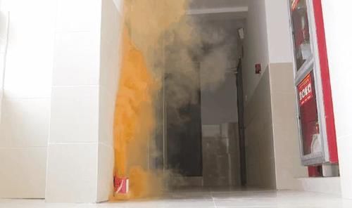 居民楼从2楼烧到30楼