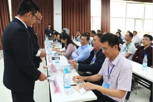 呈贡区2018年合作办学民办初中学校公费学位