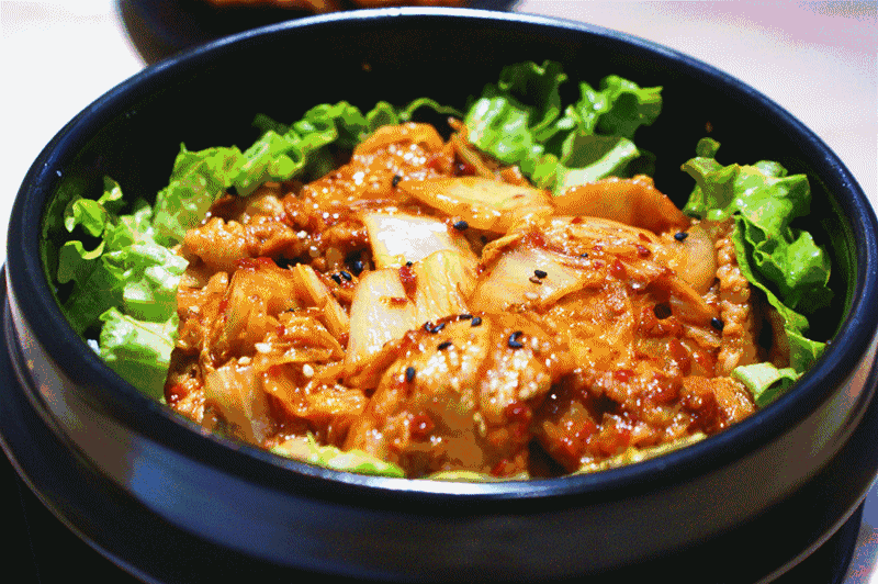 乍暖还寒时节,不能少了辣白菜豆腐汤