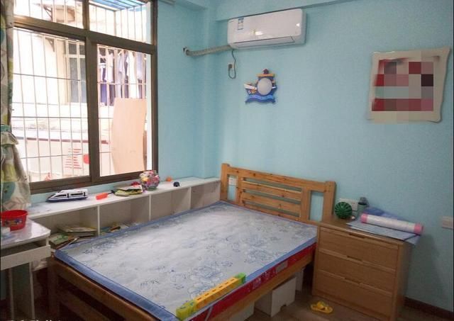 坐标二线城市,70平的二手学区房总价150万,真