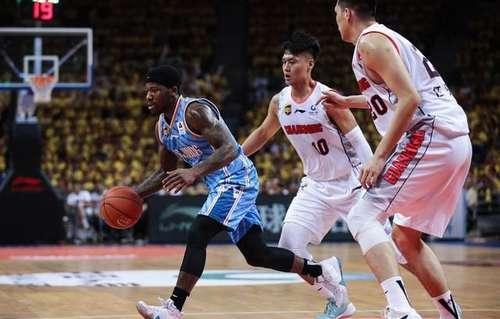 全场142分,总决赛却让广东队打成了全明星 杜