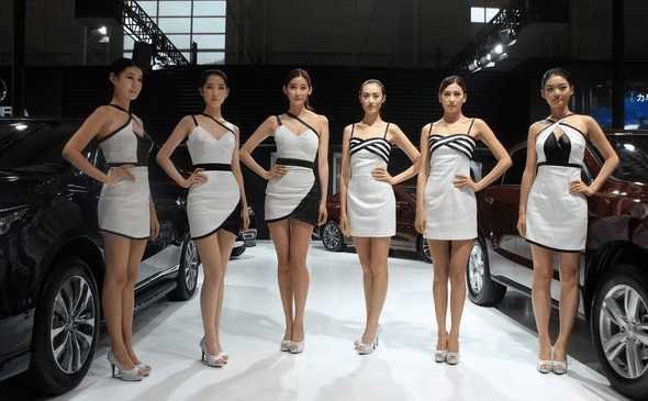 辽宁美女最多的一座城市，男游客感叹：结婚太早！