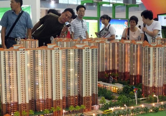 买房时“二靠三不临”是什么意思?背后有什么讲究吗?