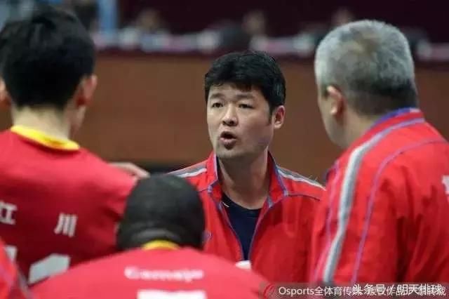 北汽男排主教练回应刘力宾出国打球:是一个慎