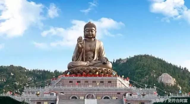 与济南千佛山，大明湖并称为济南三大名胜的趵突泉，有着什么魅力