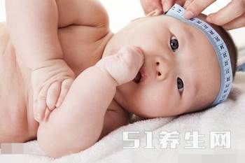 蜂蜜是养生佳品，但营养师说：这3种人一口也不能吃！