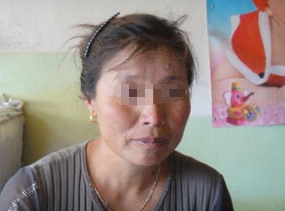 50岁保姆成雇主后妈且怀孕 医生说流产邻居在