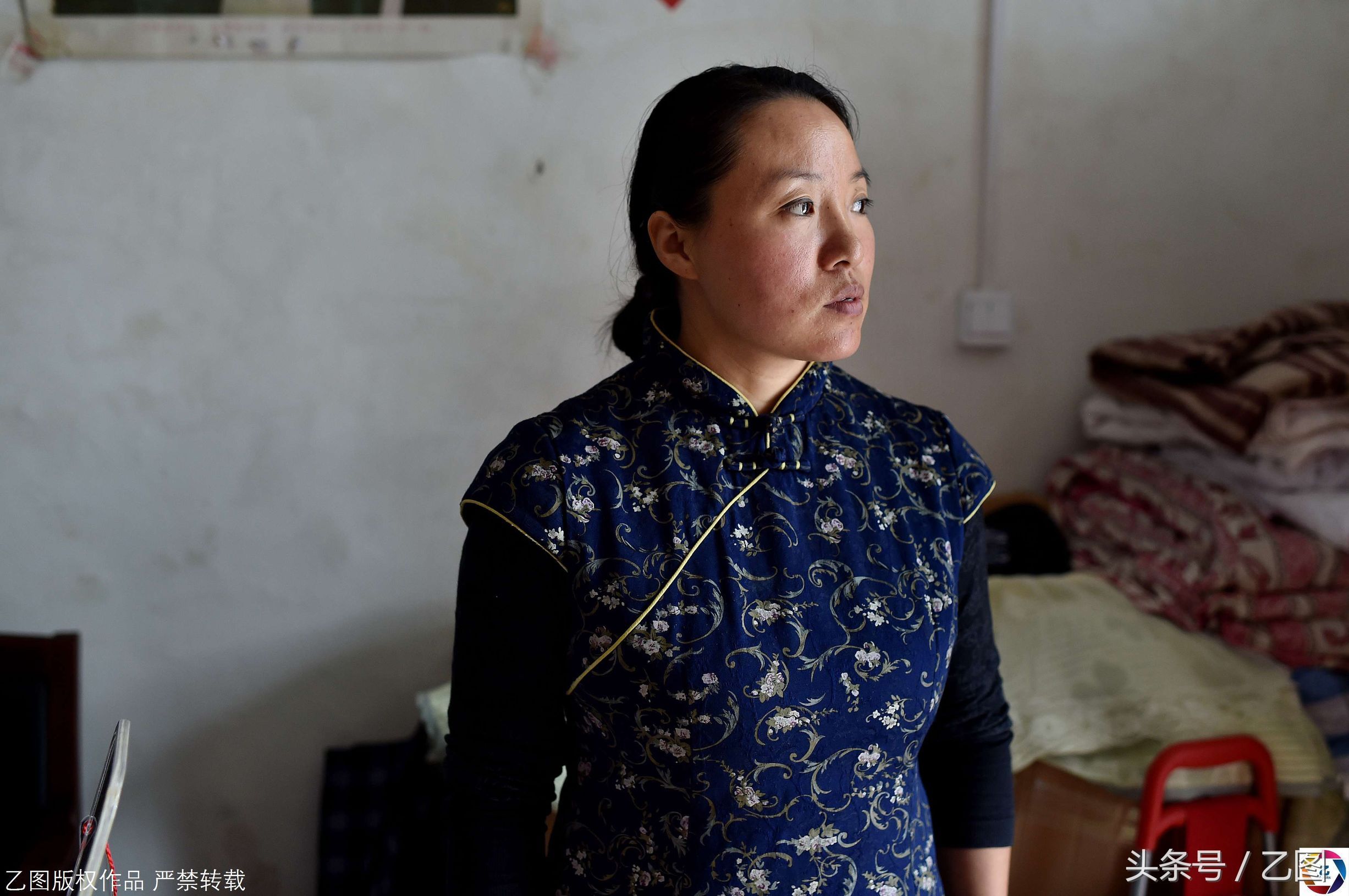 孩子初中未读书,陪村妇计算12年,毕业30万字初中学v孩子题小数写出图片