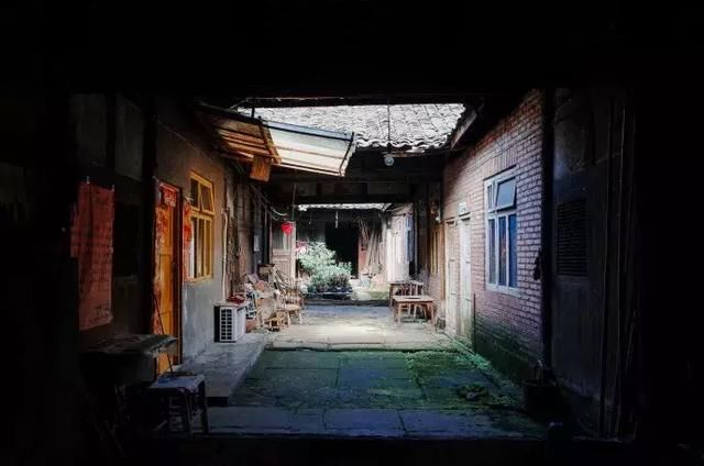 比都江堰还牛！成都南边这个小城，美景美食冷门到极致，1.5h到！