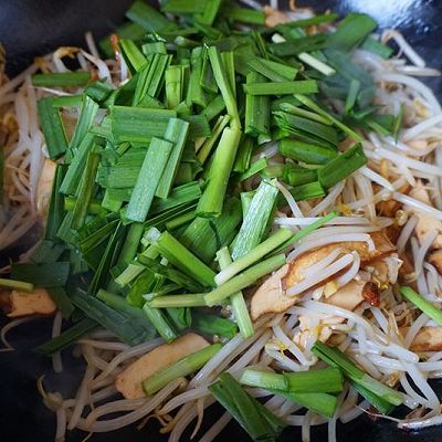 春韭菜炒豆芽香干