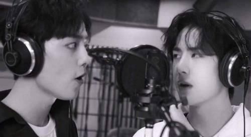 王一博肖战同台的