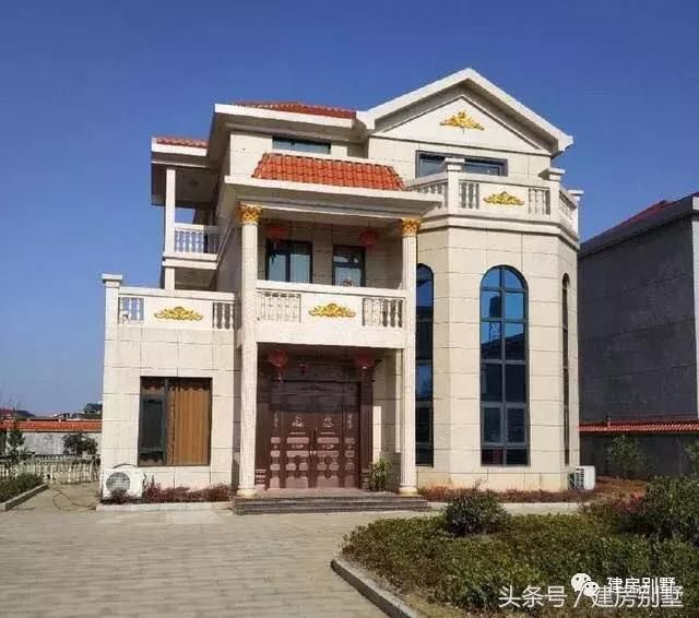 经典三层农村别墅,4款建好的实拍图,一款赛一款精致