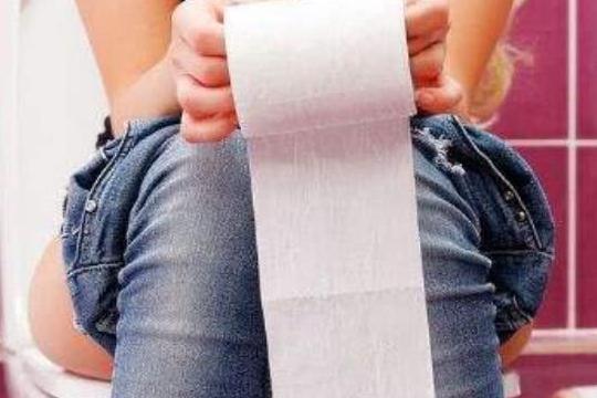 老中医提醒:女性小便后,该用卫生纸擦吗?很多