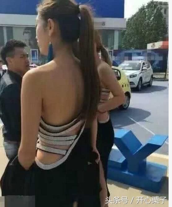 搞笑趣图:带女朋友看自己的房子,不知道为什么刚到他就要走!