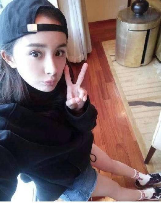 明星卖萌哪家强,来看大比拼?