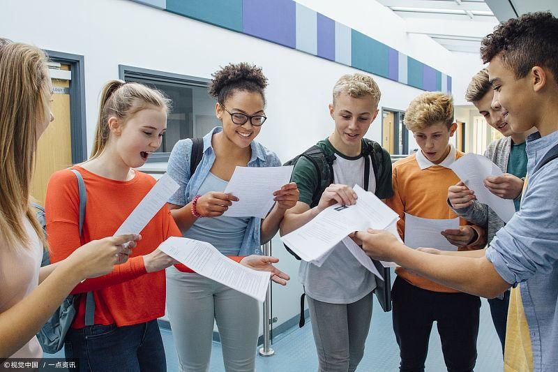 学点英语:通宵学习 、 开卷考试 、 考试不及格