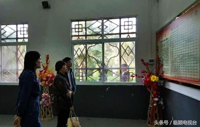 临颍县总工会开展文明祭扫教育活动