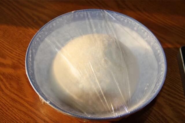 别傻傻用酵母发面了,简单小妙招,十分钟做出来