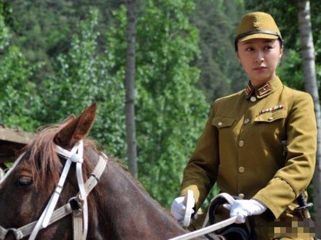 苏联为啥一个日本女人也不要?从日军军营走出数千女人向我军投降