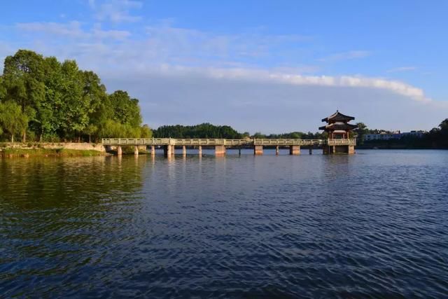 四川最不为人知的7处深山风景，纳凉清水耍假期，趁没火赶紧去！