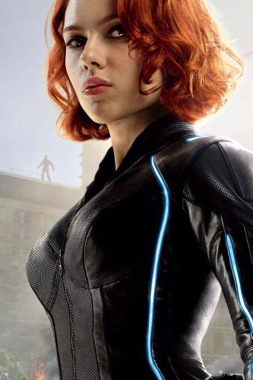 《复联4》演员片酬差距悬殊,钢铁侠拿走7500