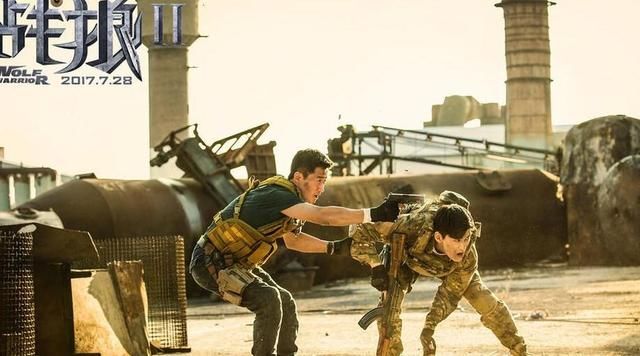 吴京没有军权,为何拍电影能调动坦克,军方给出