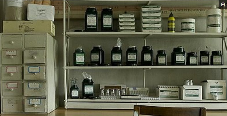 该国虽穷得叮当响,但高调的向外宣称医疗已达