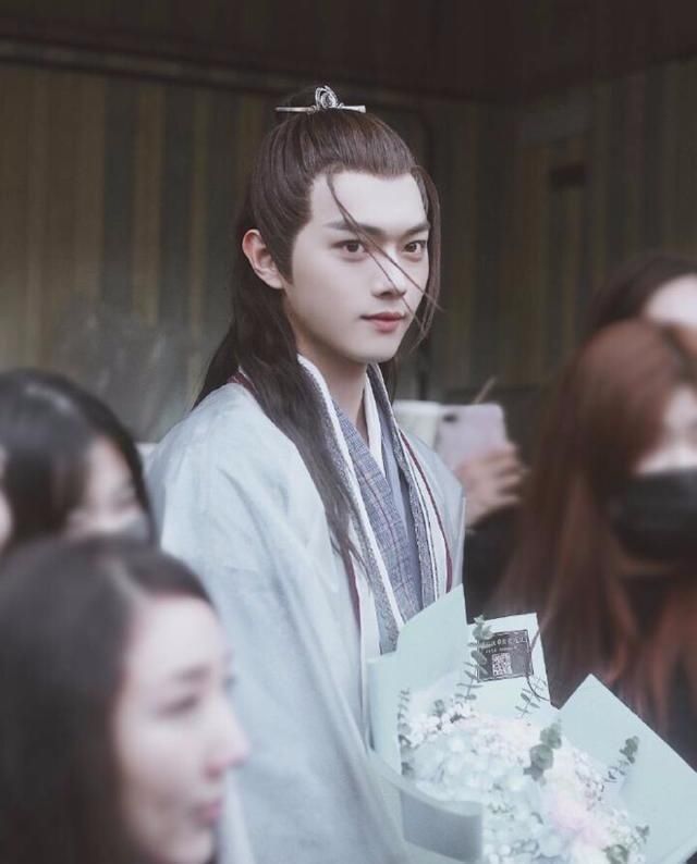 灵剑山男主许凯