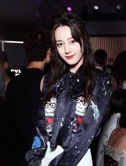 迪丽热巴的颜值、李溪芮的美腿、黄梦莹的清纯